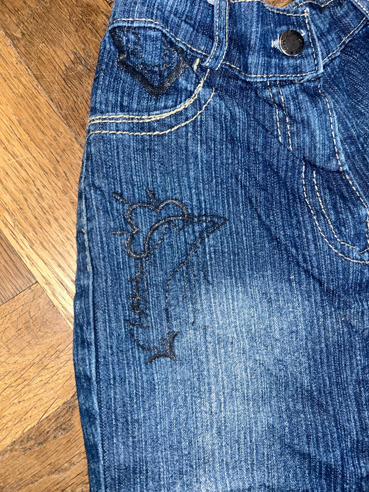 Jean 4 ans – pas de marque – taille 4 ans / 104 cm 2
