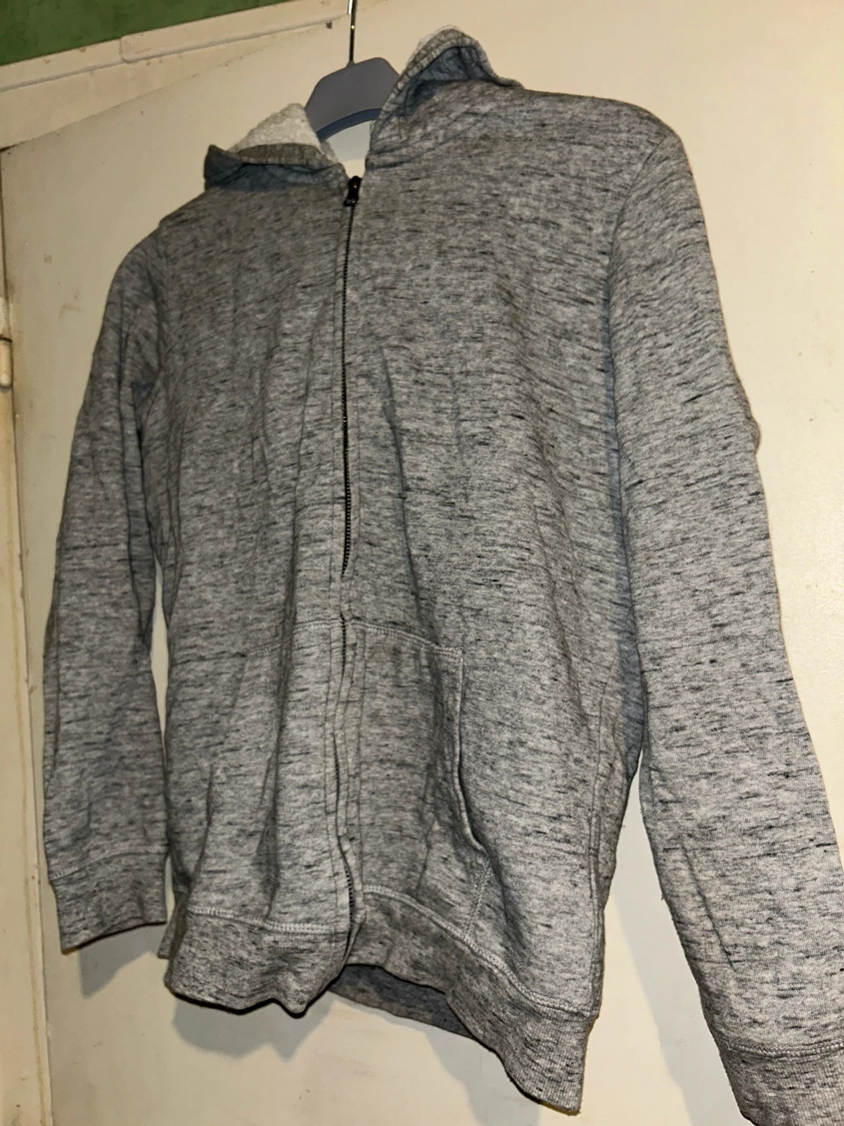 Sweat à capuche Kiabi taille S