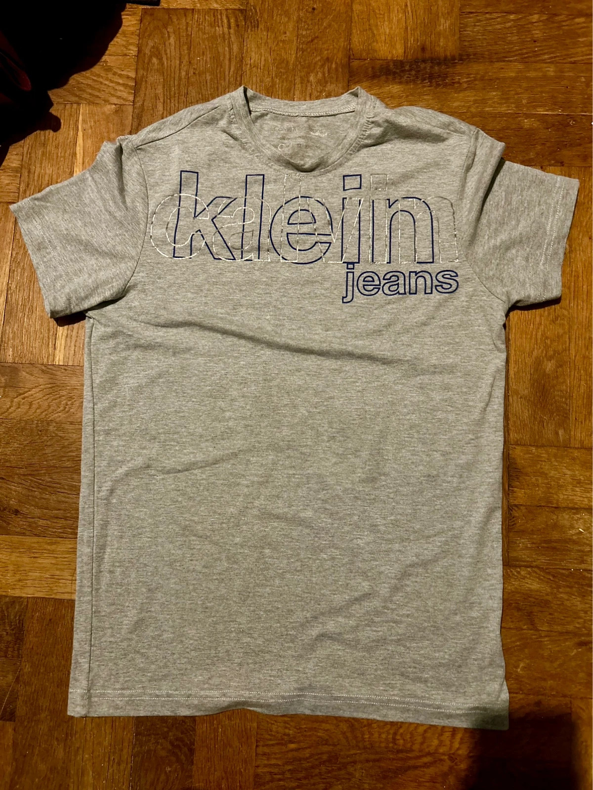 T-shirt Calvin Klein taille S