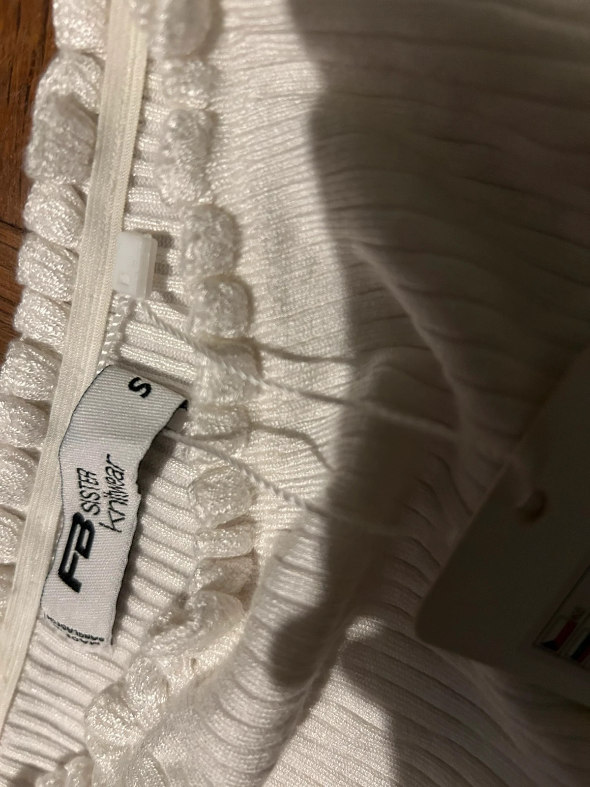 Crop top manche longue épaule dénudé – FB Sister Knitwear – taille S / 36 / 8 2