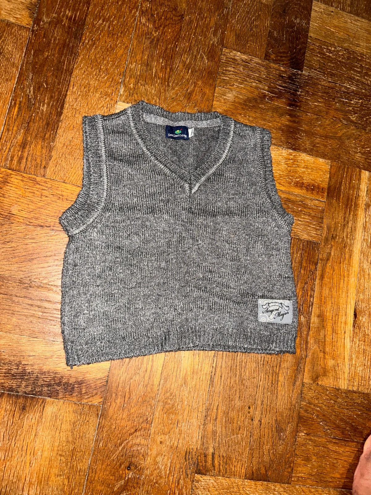 Pull sans manche sergent major 23 mois