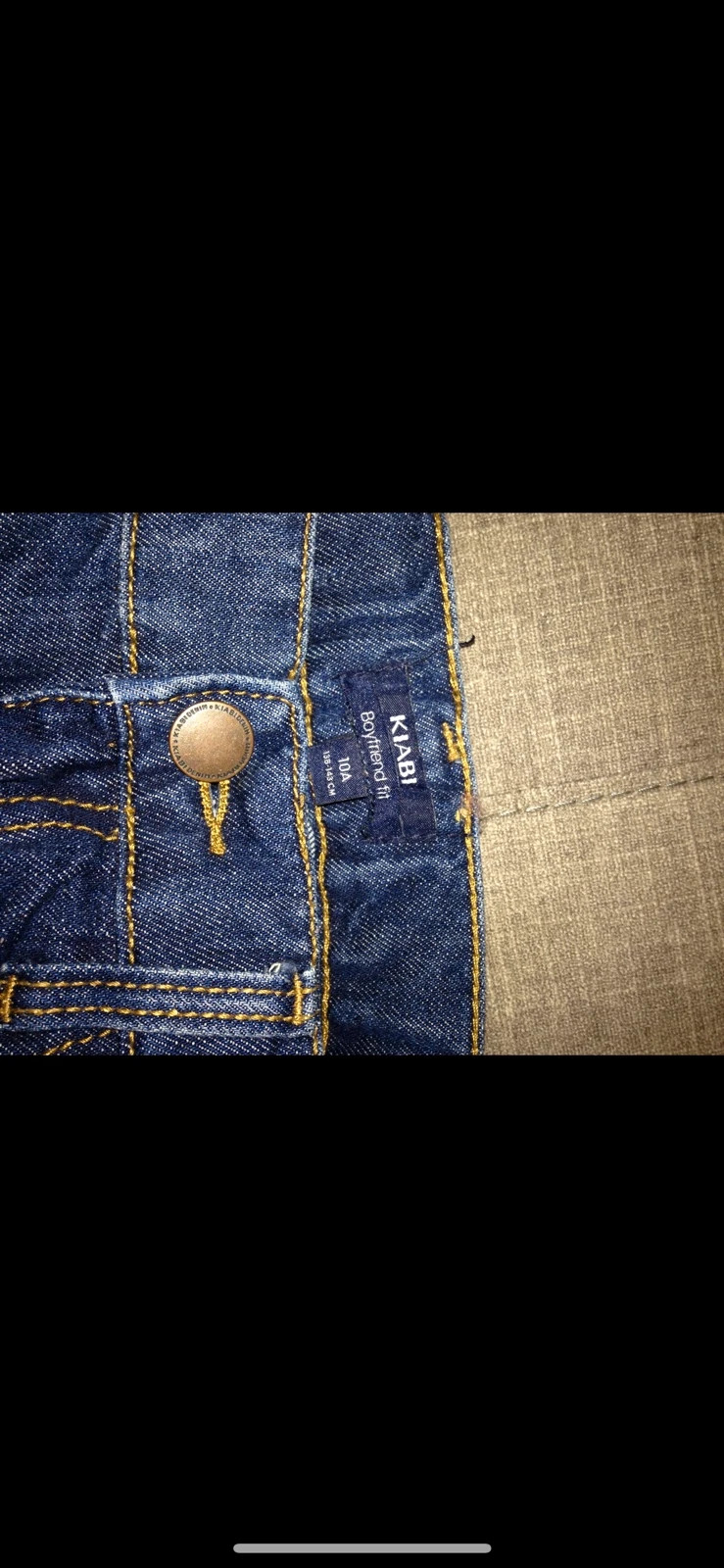 Jean boyfriend fit avec effet déchiré – Kiabi – taille 10 ans / 140 cm 2