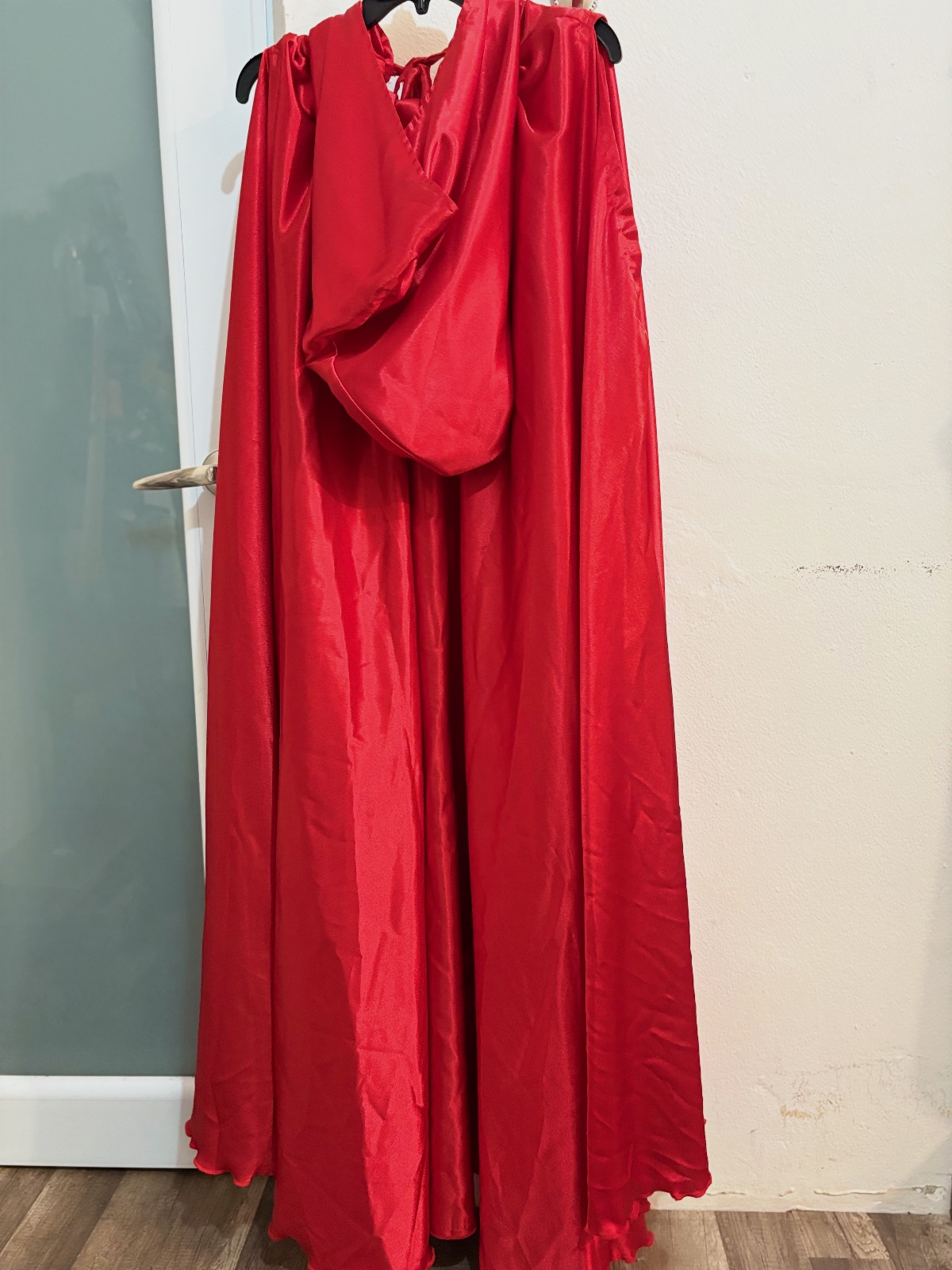 Capa Caperucita Roja – No marca 5