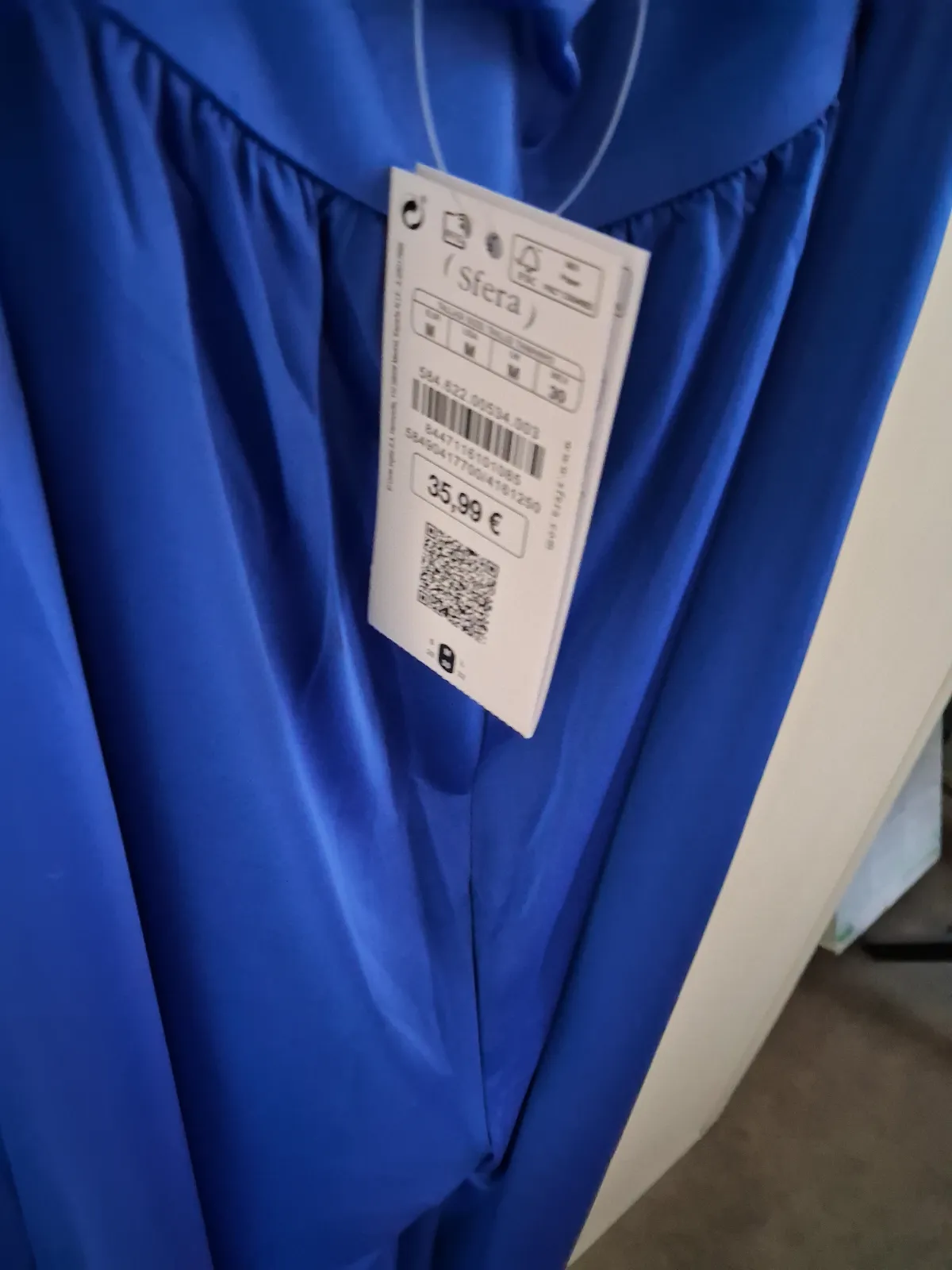 Combinaison pantalon Sfera bleue à encolure américaine – Sfera – taille M 2