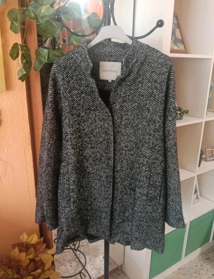 Abrigo síntesis ( corteinglés) Vintage Talla 46 y2k No envío por Vinteg Go 🙏