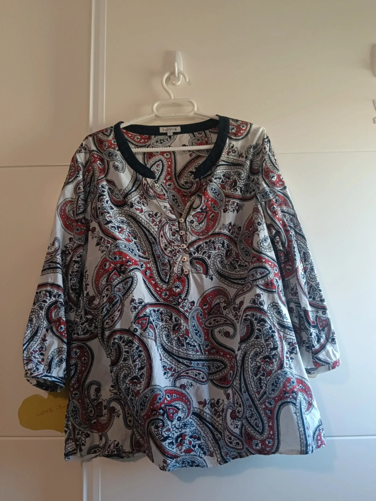 Blusa Lloyd's Paisley Viral Talla L No envío por Vinteg Go 🙏 – Lloyd's – taille L / 40 / 12 2