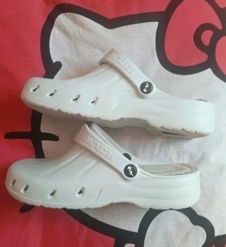 Zuecos sanitarios Secolino blanco 🤍 Talla 39 No envío por Vinteg Go 🙏 – Secolino – taille 39 3