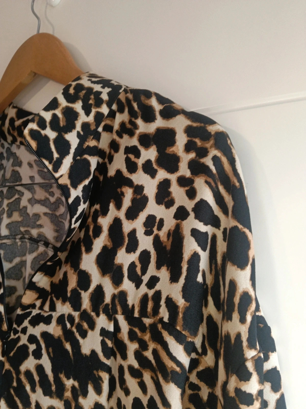 Blusa Zara animal print viral Talla L oversize No envío por Vinteg Go – Zara – taille L / 40 / 12 3