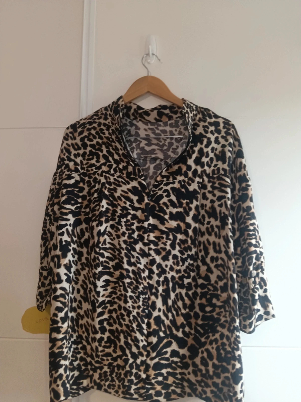 Blusa Zara animal print viral Talla L oversize No envío por Vinteg Go – Zara – taille L / 40 / 12 4