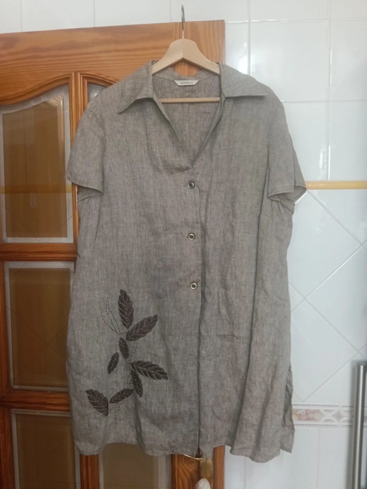 Sobrecamisa Gris de lino Síntesis viral- Talla 52 / 54 Plus Size ( medidas)