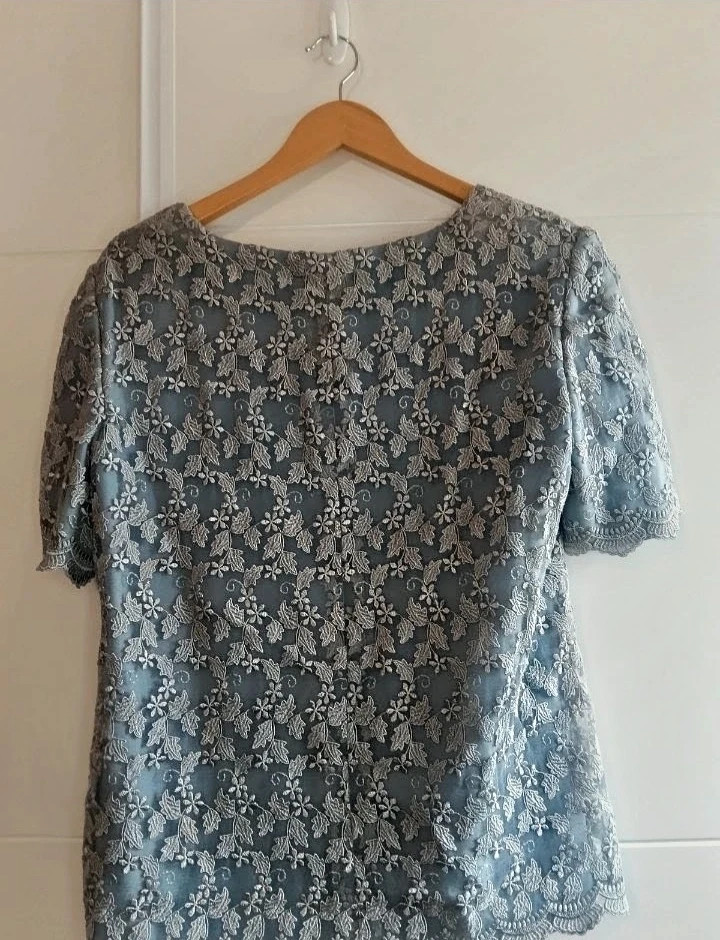 Precioso Conjunto 3 piezas fiesta Blusa encaje, Falda , Estola) Talla 44 viral medidas – taille XXL / 44 / 16 3