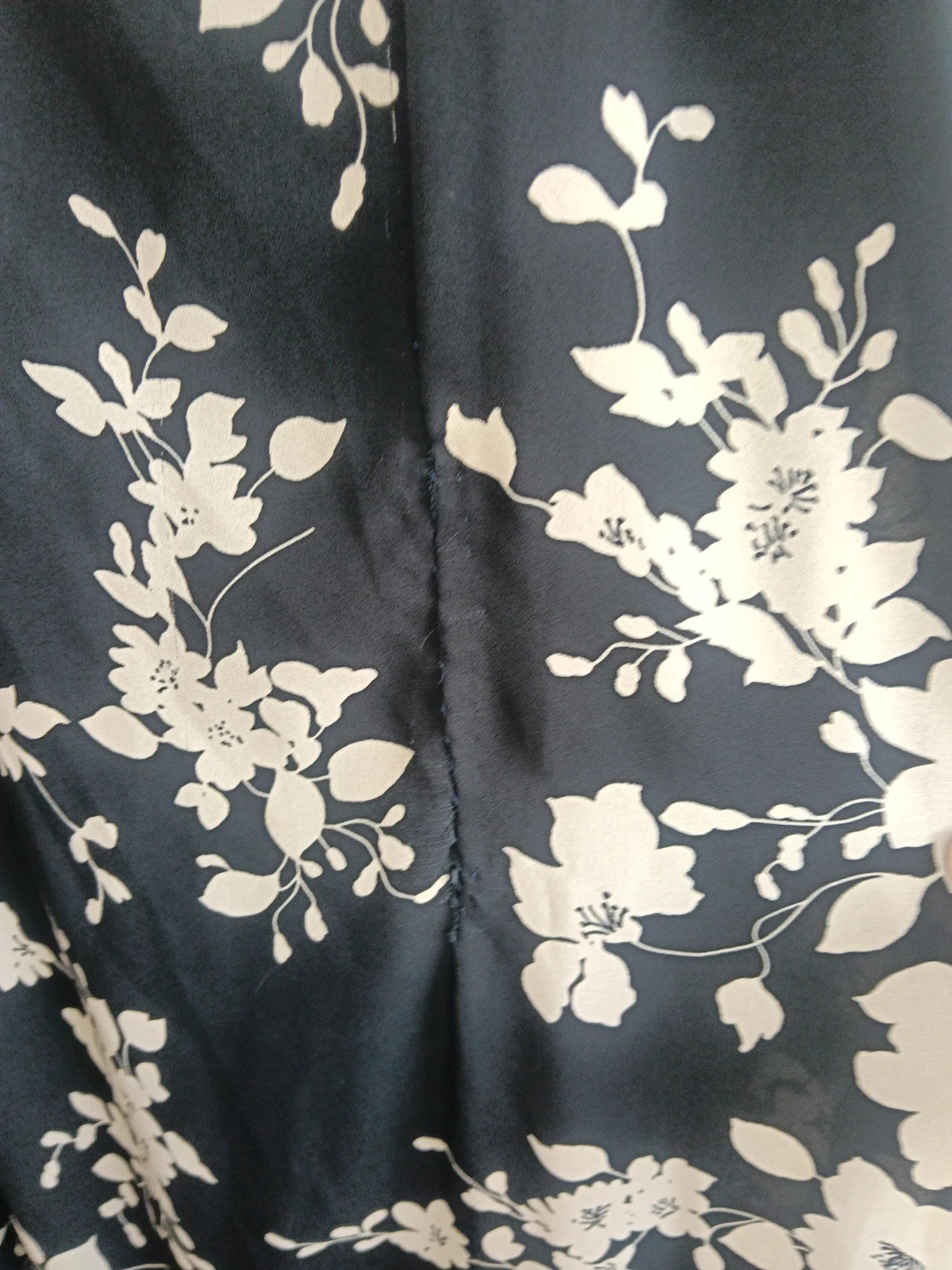 Vestido floral negro y blanco Talla 56 pequeña Viral 💥 No envío por Vinteg Go 🙏 – taille 8XL / 56 / 28 4