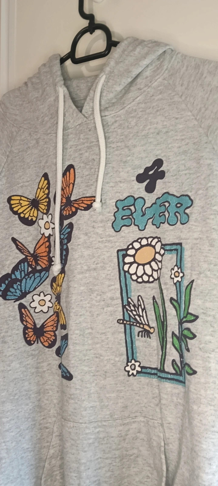 Sudadera Gris Bershka Mariposas y Margarita Talla S Oversize viral🔥 – Bershka – taille S / 36 / 8 2