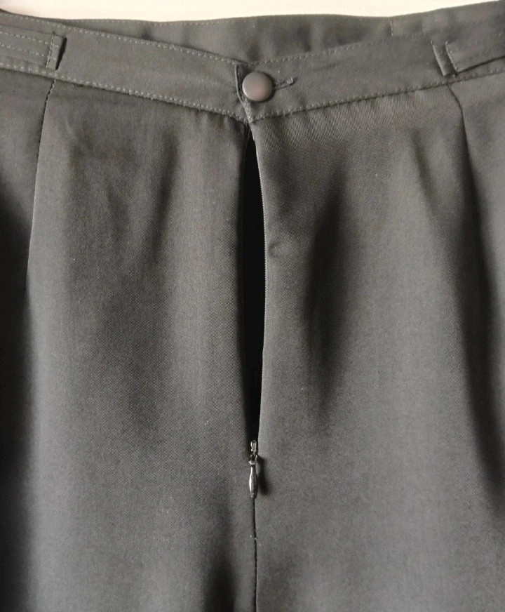 Falda Atemporal corte A Negra El corte ingles Talla 46 Viral 🔥 – El Corte Inglés – taille XXXL / 46 / 18 5