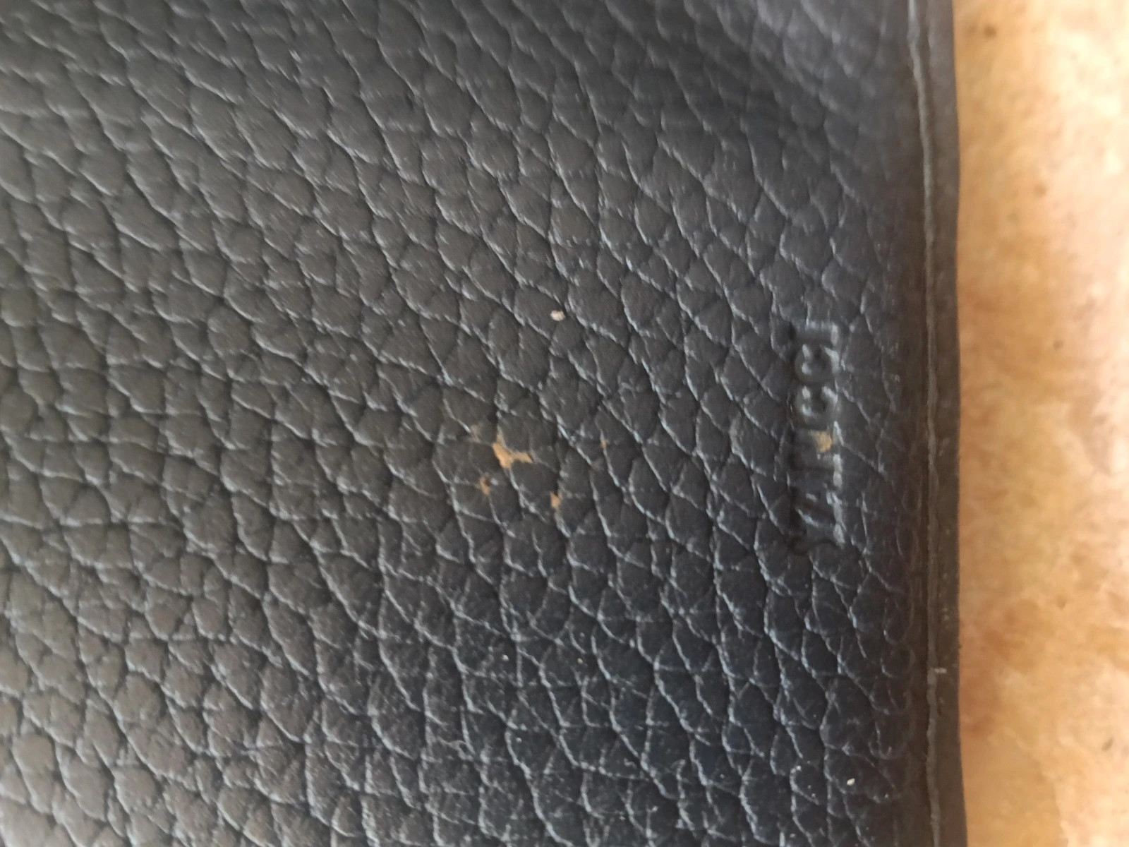 Cartera Yancci negra con bordado Viral 💥 – Yancci 4