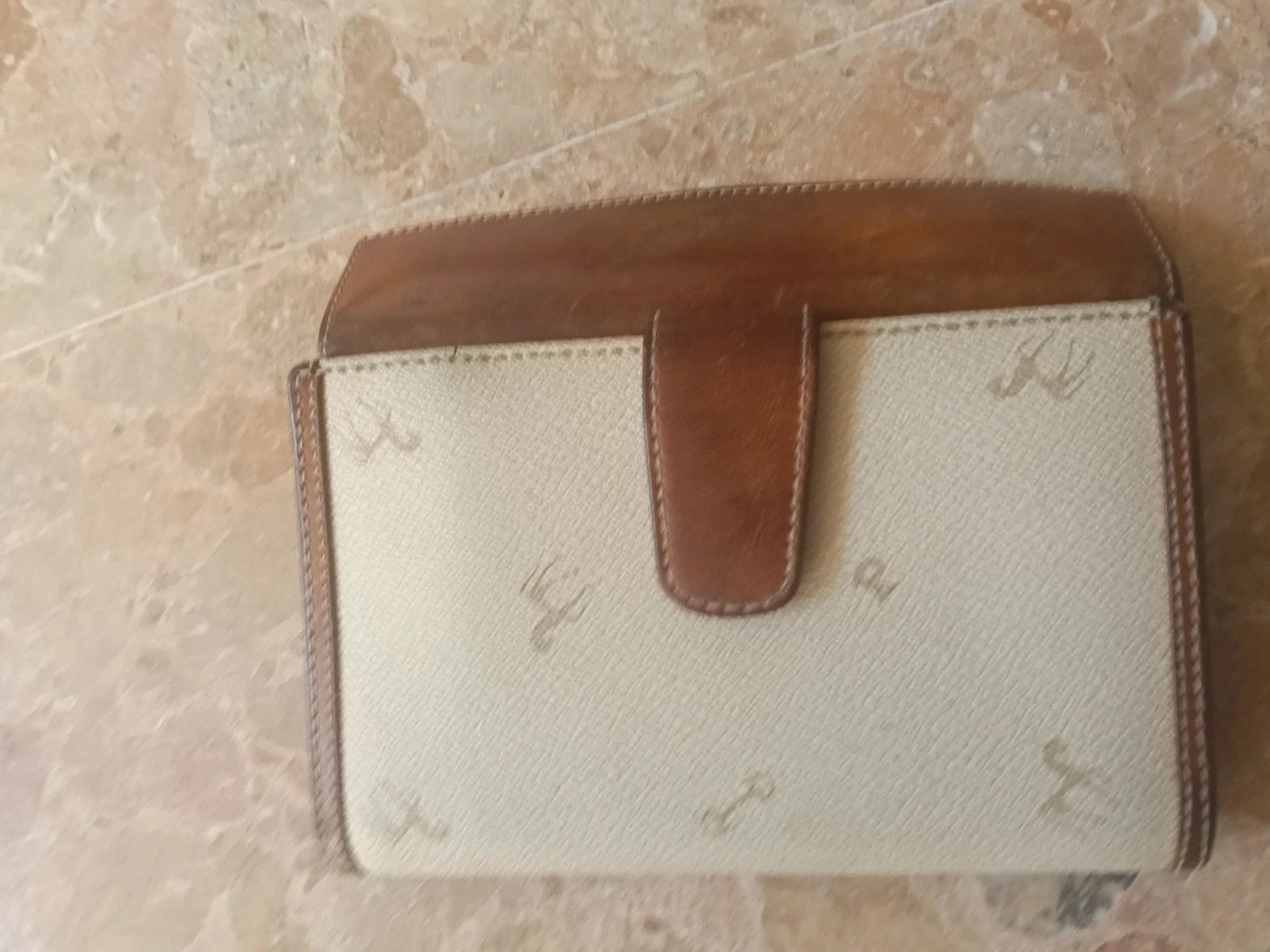 Cartera/billetera viral marrón 🤎 Petusco 🔥 – Petusco