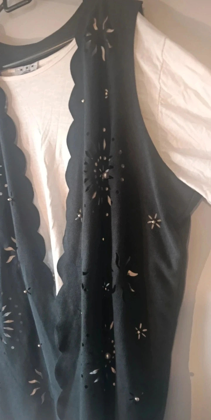 Conjunto 2 piezas Camiseta blanca y chaleco negro troquelado (Talla Única Grande)( Medidas) viral 🔥 – Local – taille Taille unique 2