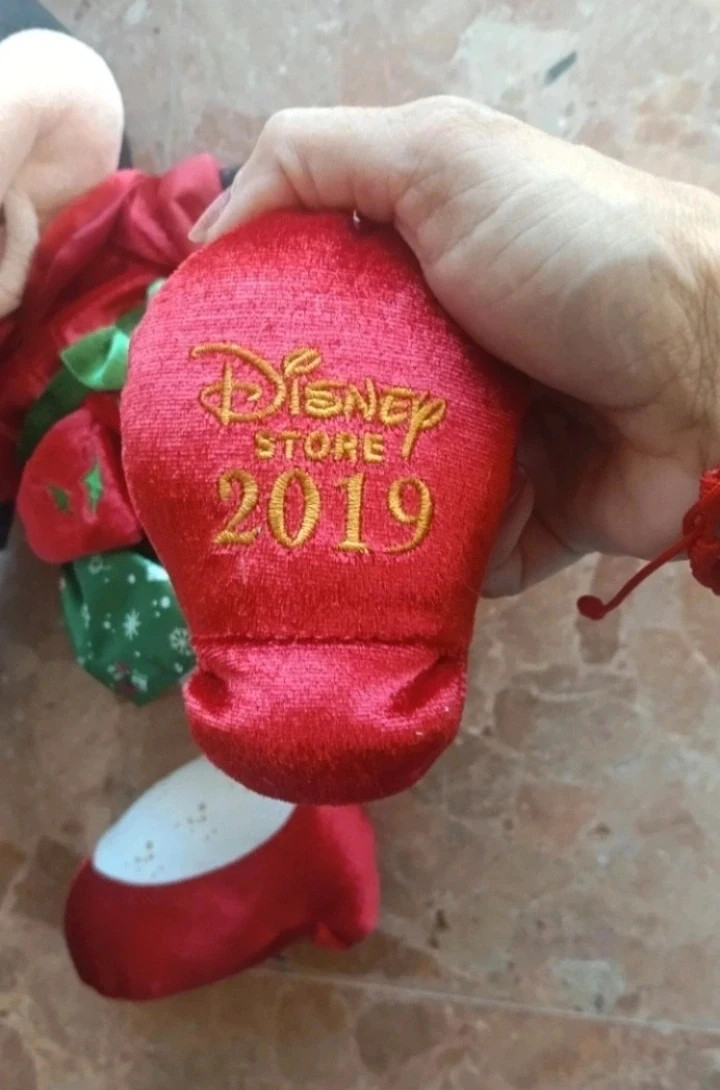 Peluche Minnie mouse colección viral Disney Store Nuevo – Disney – taille Prématuré, jusqu'à 44cm 3