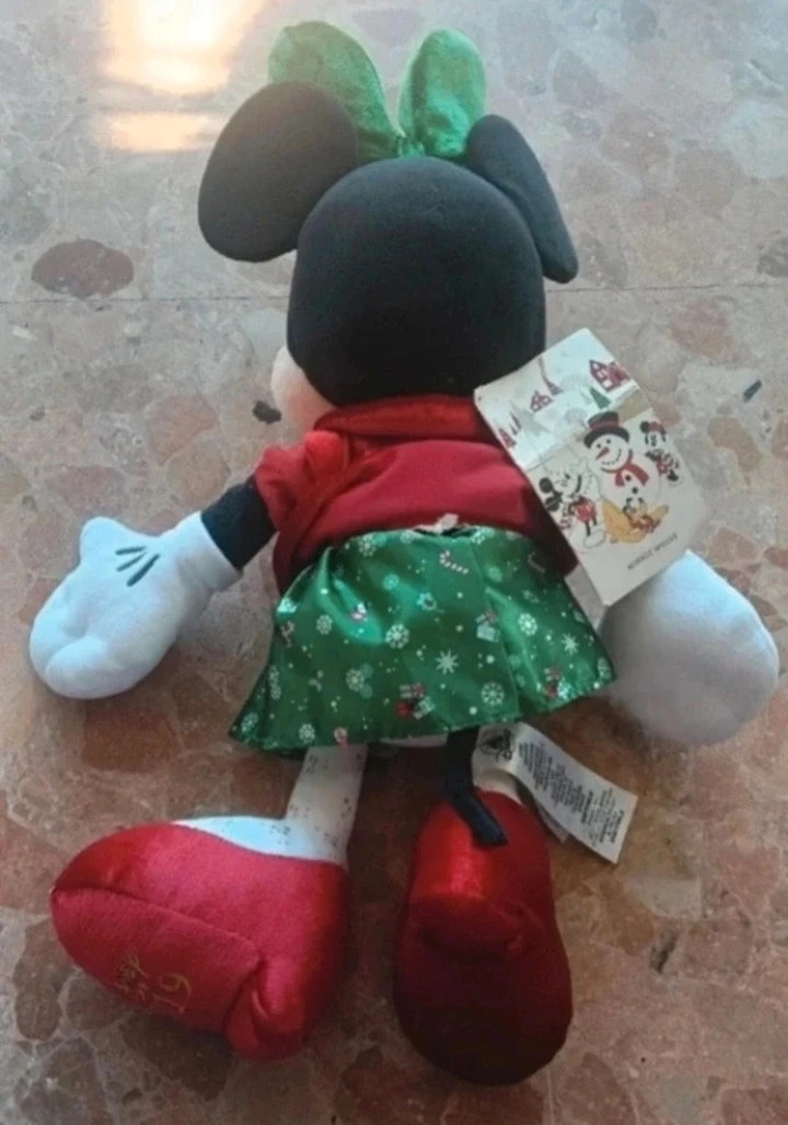 Peluche Minnie mouse colección viral Disney Store Nuevo – Disney – taille Prématuré, jusqu'à 44cm 5