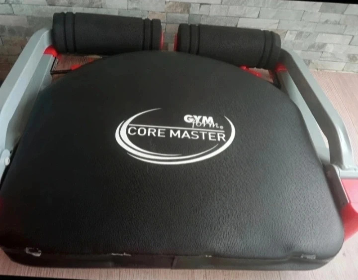 Aparato de abdominales Y2K Gym for core Máster 8 en 1 viral – GymForm 4
