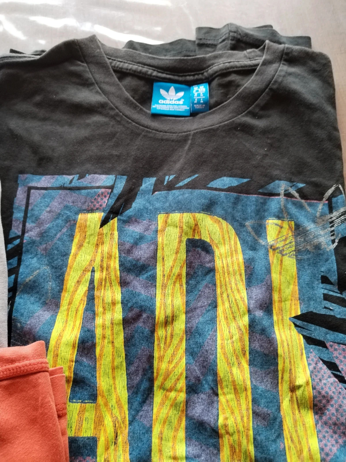 Lot 3 tee-shirt Adidas /Schott taille M – adidas – taille M 2