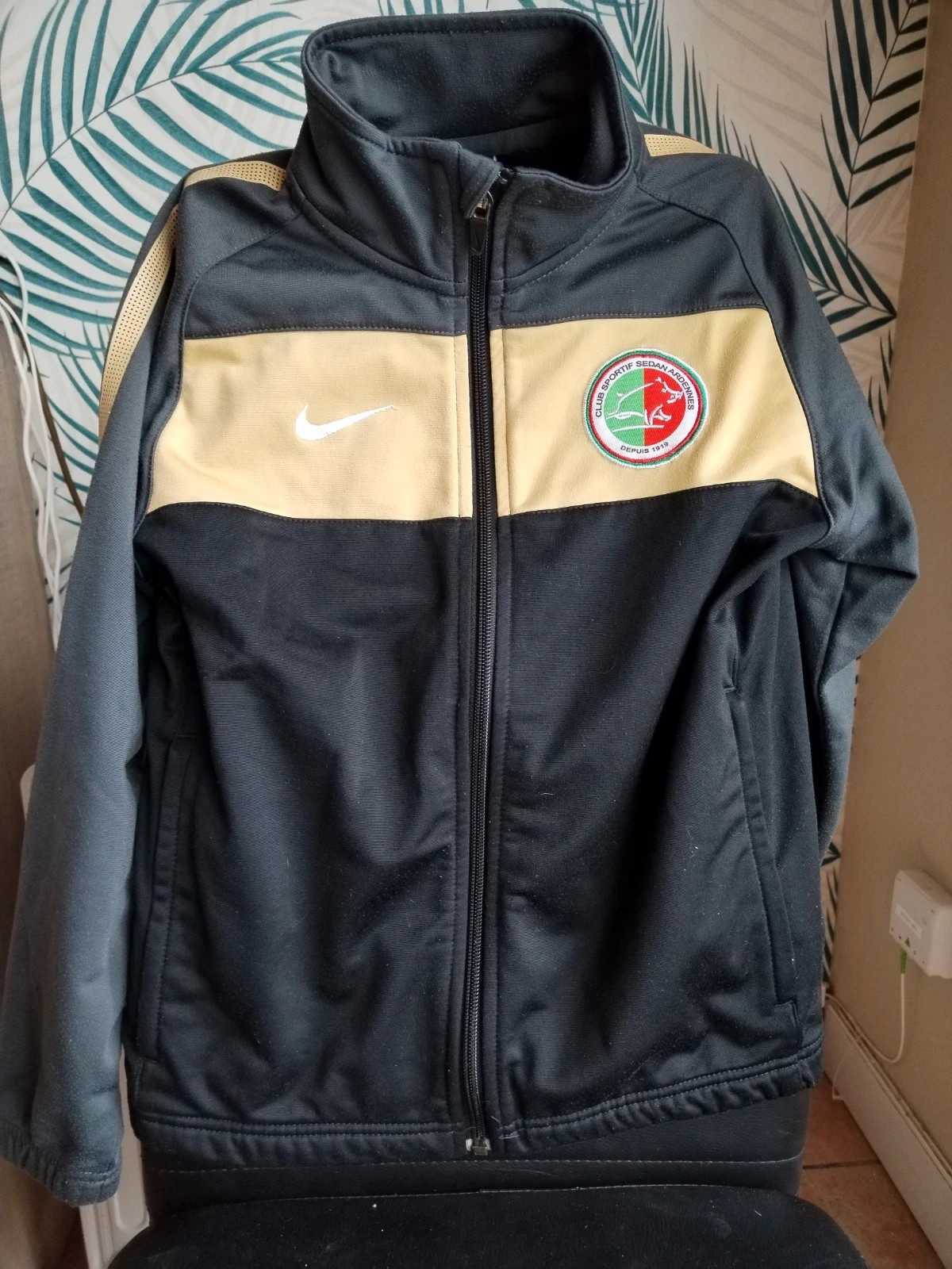 Veste jogging CSSA / Taille 8-10ans