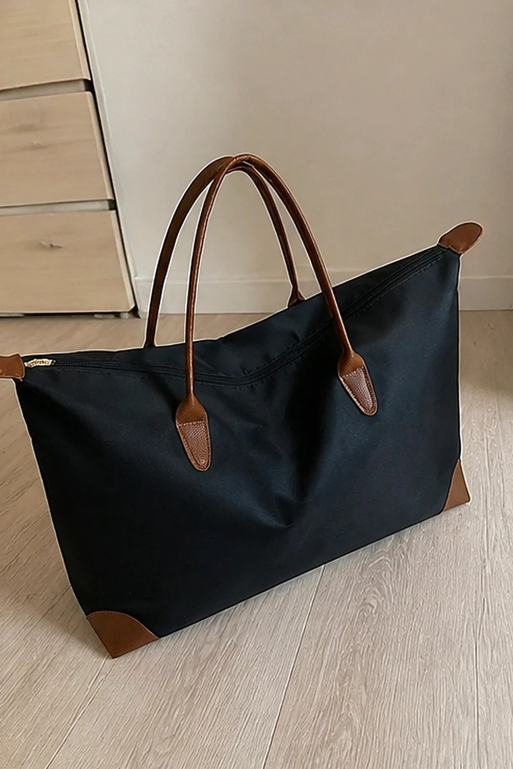 Sac fourre-tout noir tissu et simili cuir style voyage – Edizioni Gubbio 2