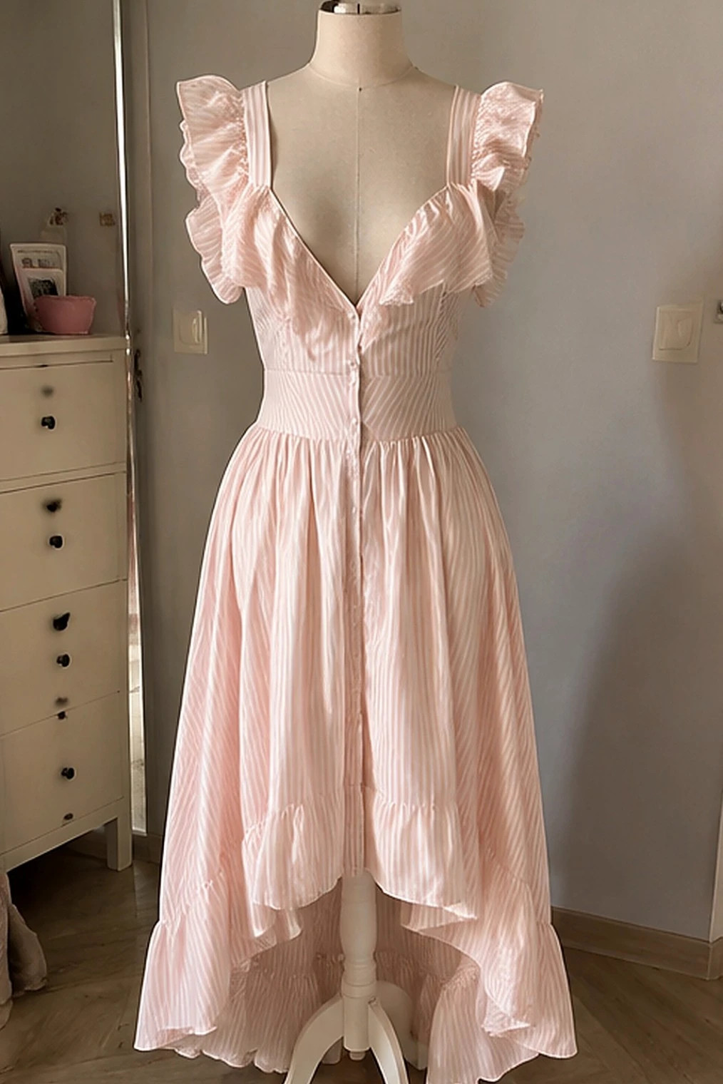 Robe midi rose pâle rayée à volants taille XL – Fabrique Chinon – taille XL / 42 / 14