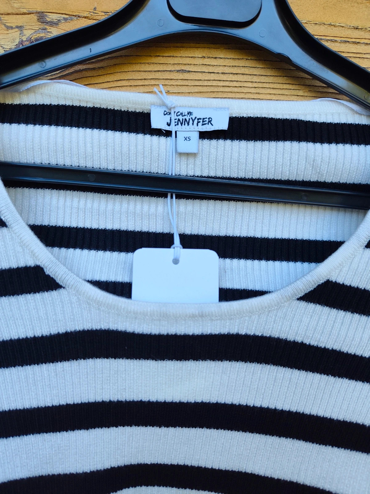 Crop top rayé noir et blanc Jennyfer XS – Jennyfer – taille XS / 34 / 6 2