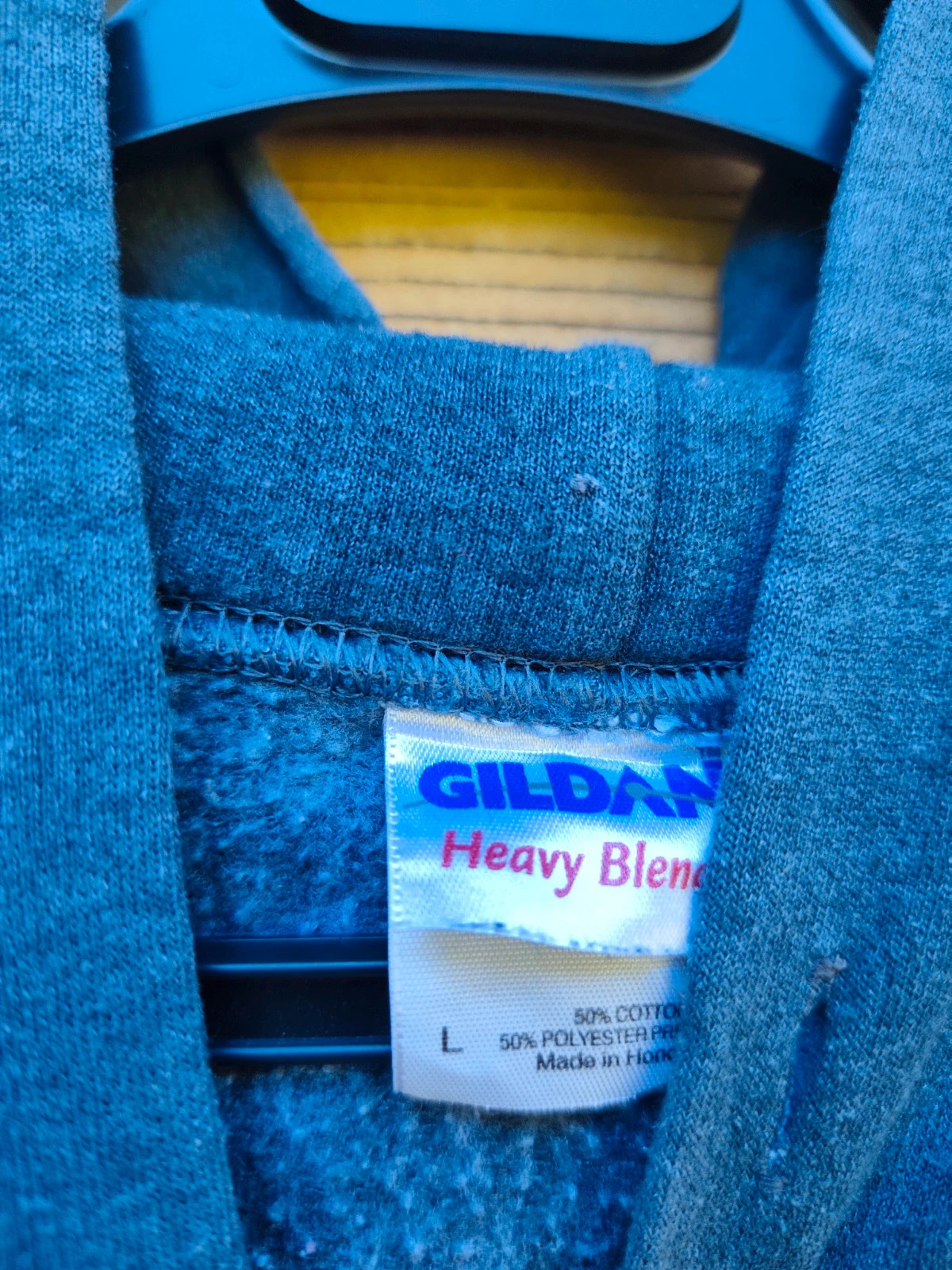 Sweat à capuche Gildan bleu marine 'City View Mustangs' – Gildan – taille L 3