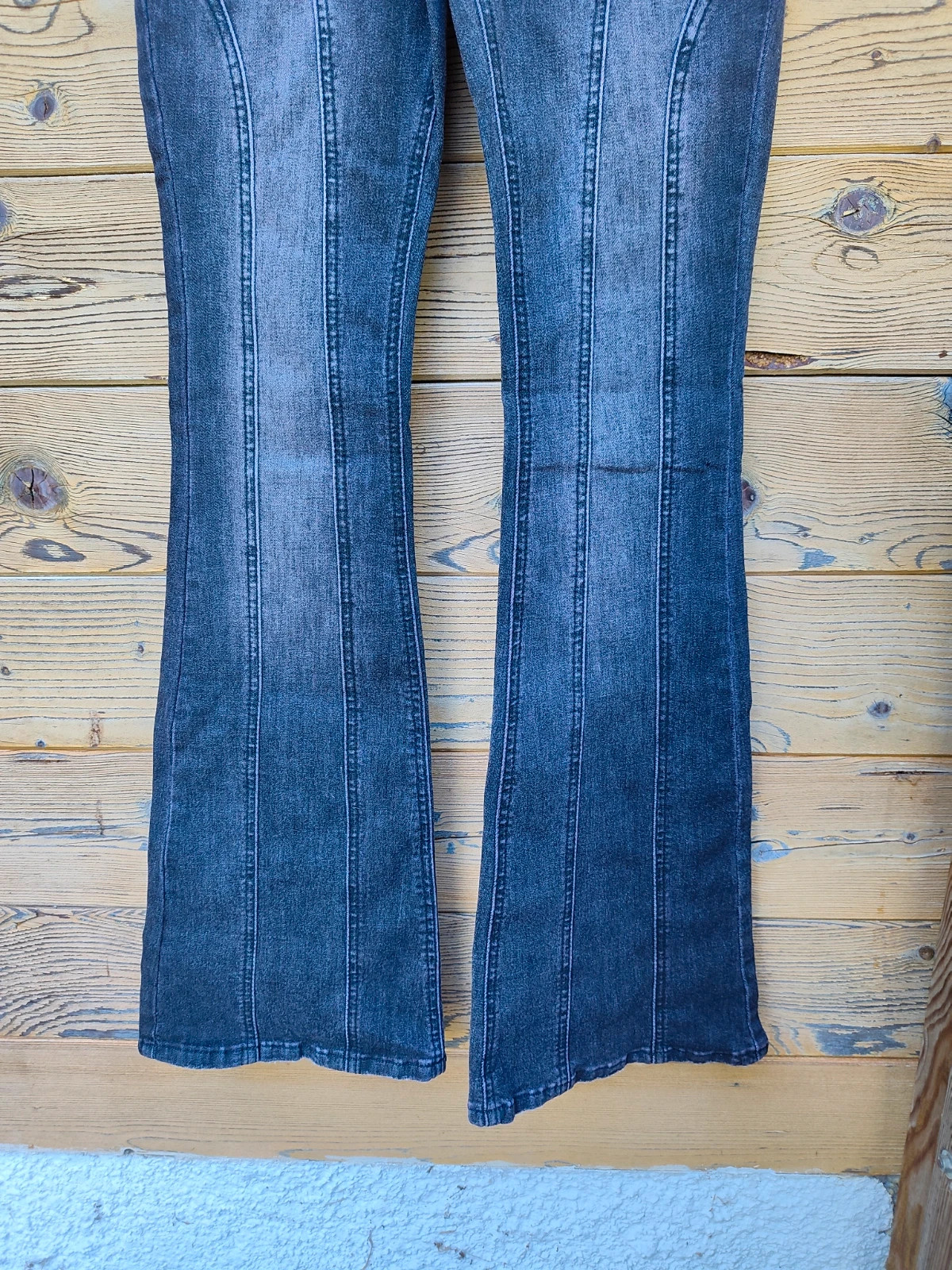 Jean flare Jennyfer noir délavé taille basse – Flare – taille M / 38 / 10 3