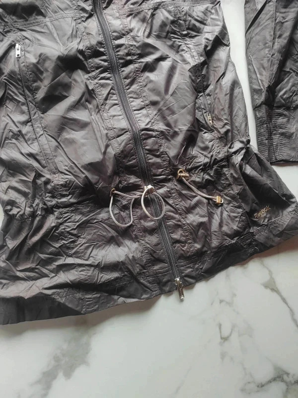 Veste Reebok marron humour– coupe légère – style vintage – Reebok – taille S / 36 / 8 3