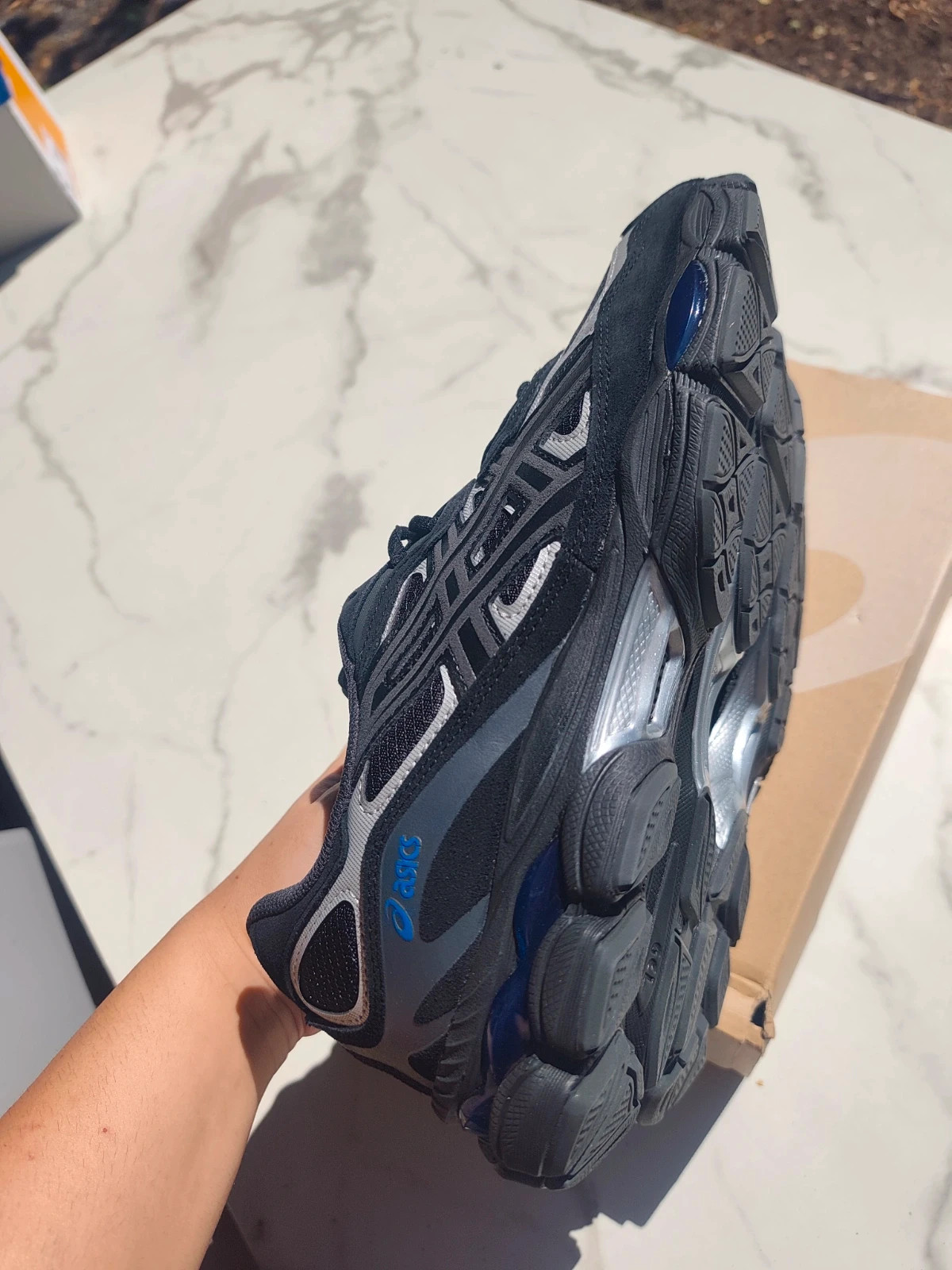 Baskets Asics Gel-Kayano 14 noires et bleues taille 44👟 – Asics – taille 44 5