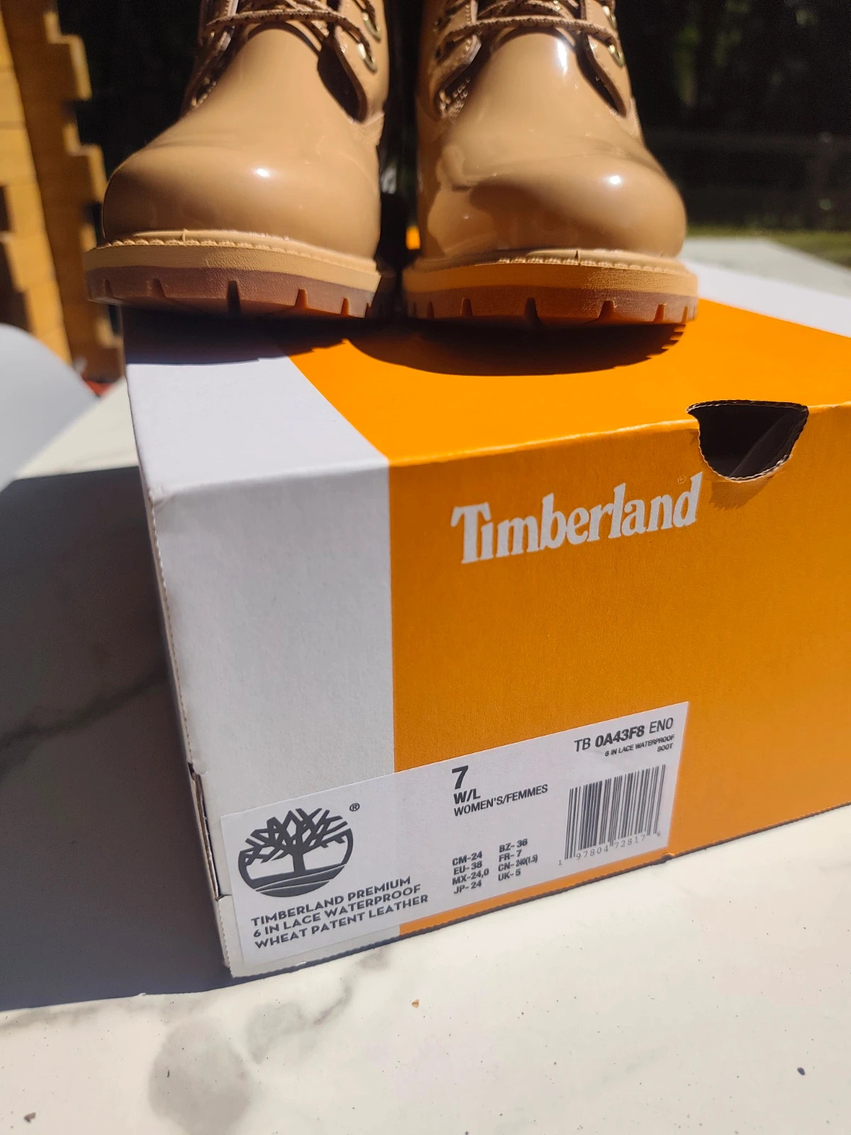 Bottes Timberland en cuir verni beige marron – Timberland – taille 38 5
