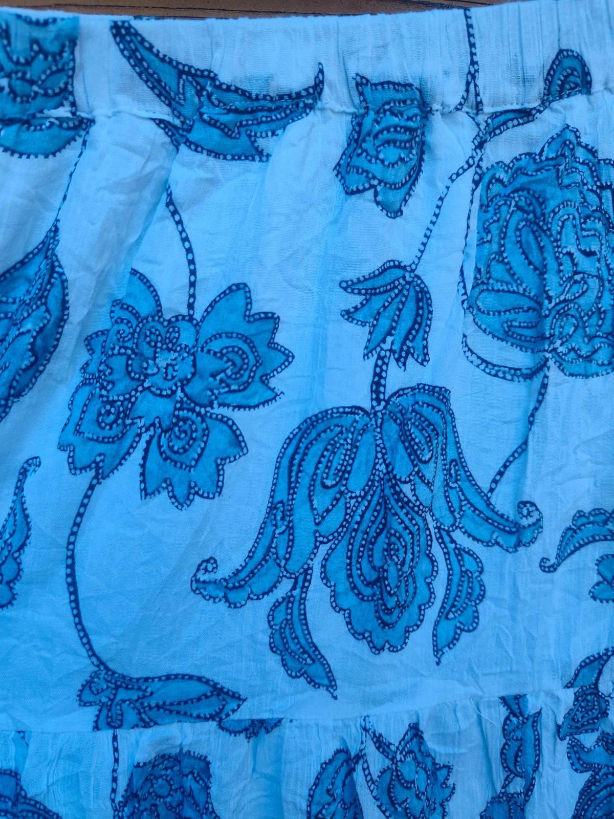 Jupe longue fleurie blanche et bleue Encore 🌸 – Vintage Dressing – taille M / 38 / 10 3