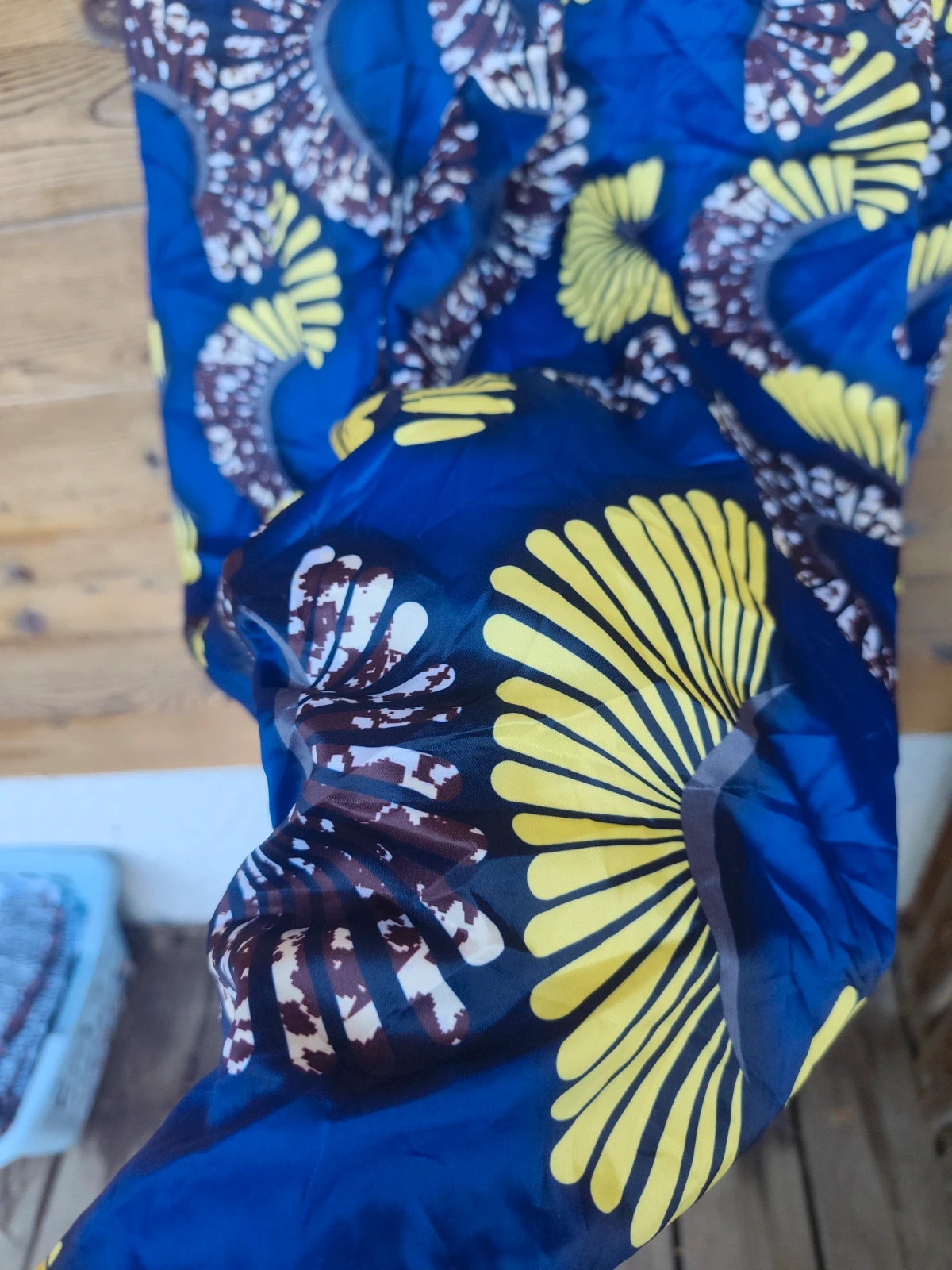 Jupe longue wax bleue à motifs éventails – Vintage Boutique – taille S / 36 / 8 3