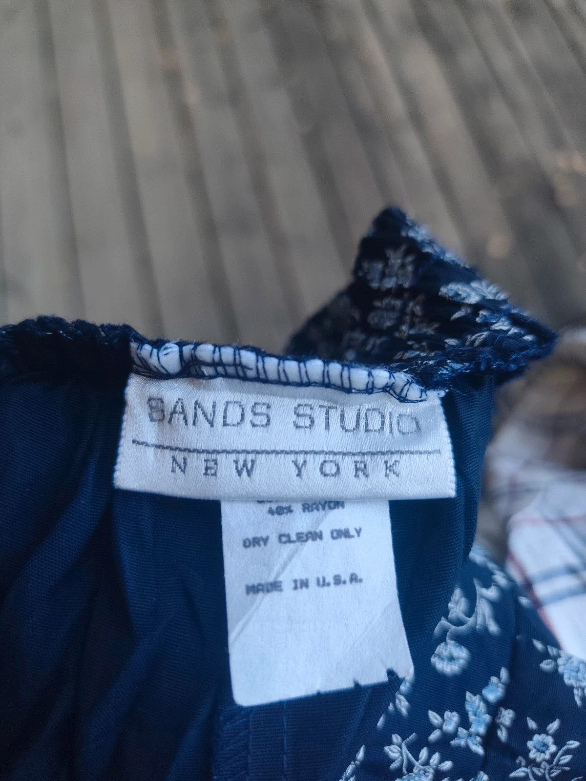 Jupe midi fleurie Sands Studio New York bleu marine made in USA – Vintage Dressing – taille S / 36 / 8 4