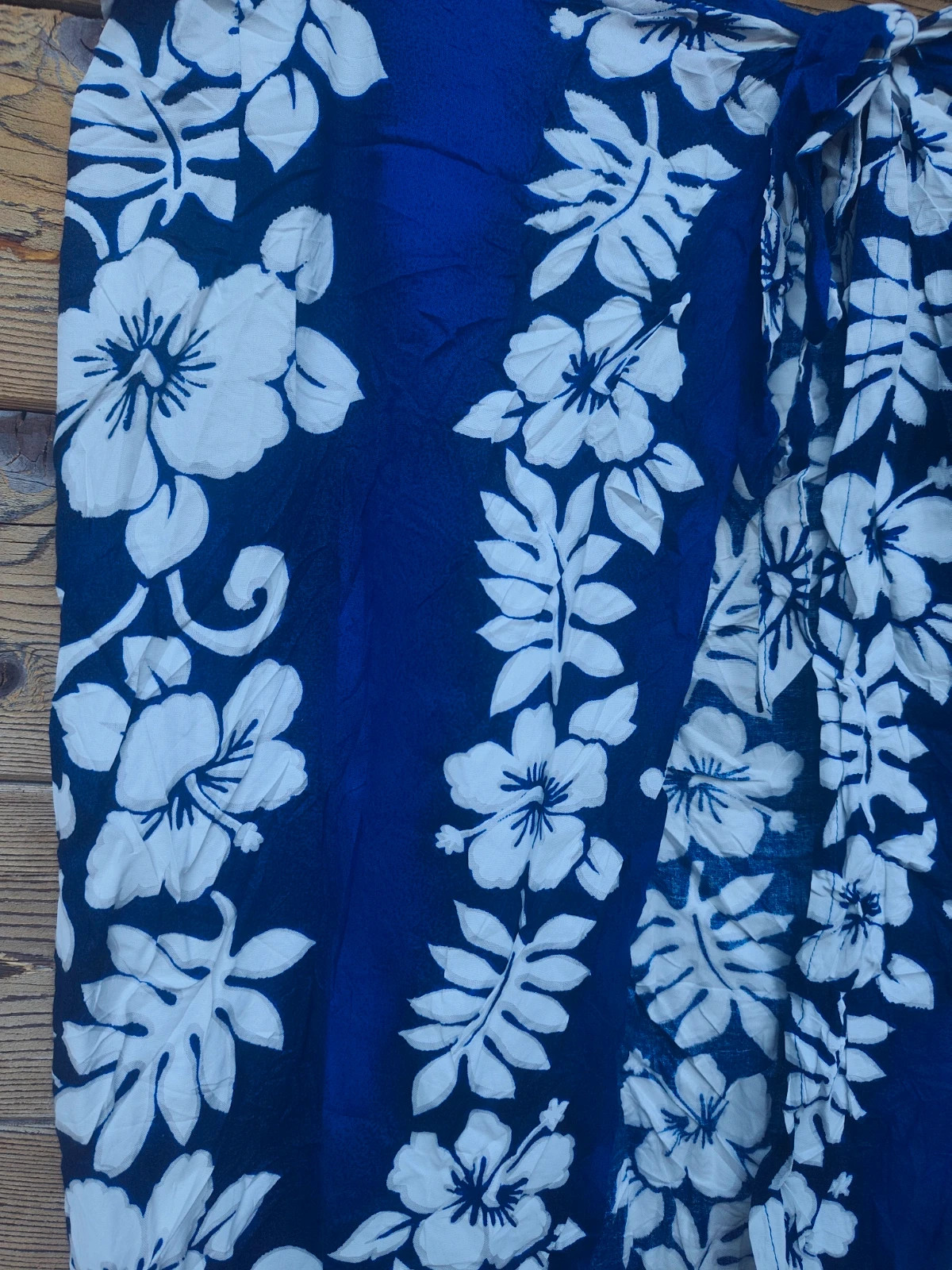 Paréo jupe de plage bleu marine à fleurs blanches 🌺 – Vintage Dressing – taille L / 40 / 12 2