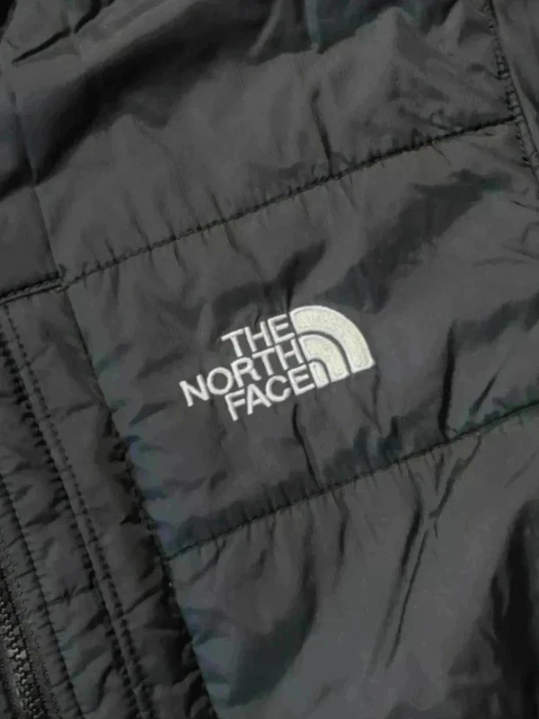 Doudoune The North face noire matelassée fine taille S – The North Face – taille S 4