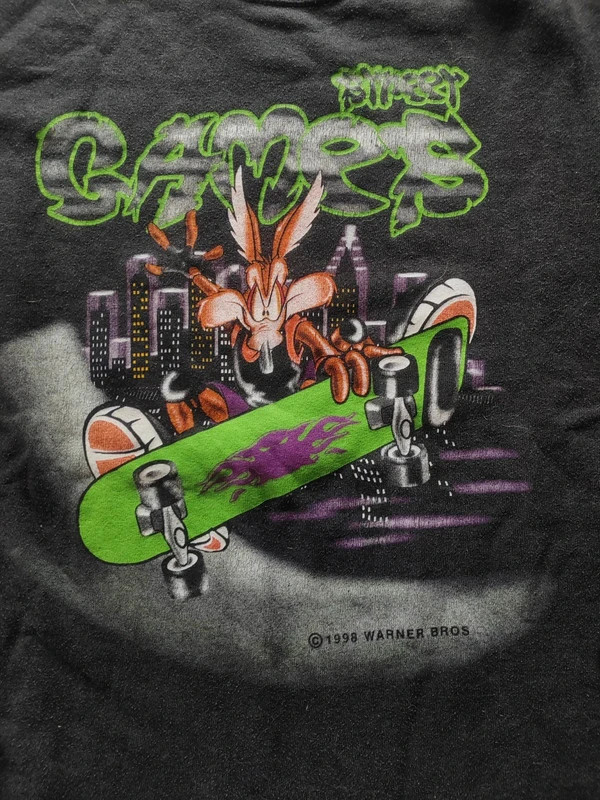 Sweat vintage coyote looney toons 1998 collector noir et gris motif – Vintage Dressing – taille S 4