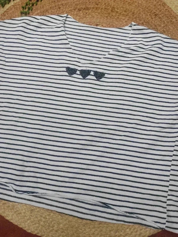 T-shirt marinière coeur noir et blancs, coeur pailletés – Vintage Dressing – taille M / 38 / 10 3