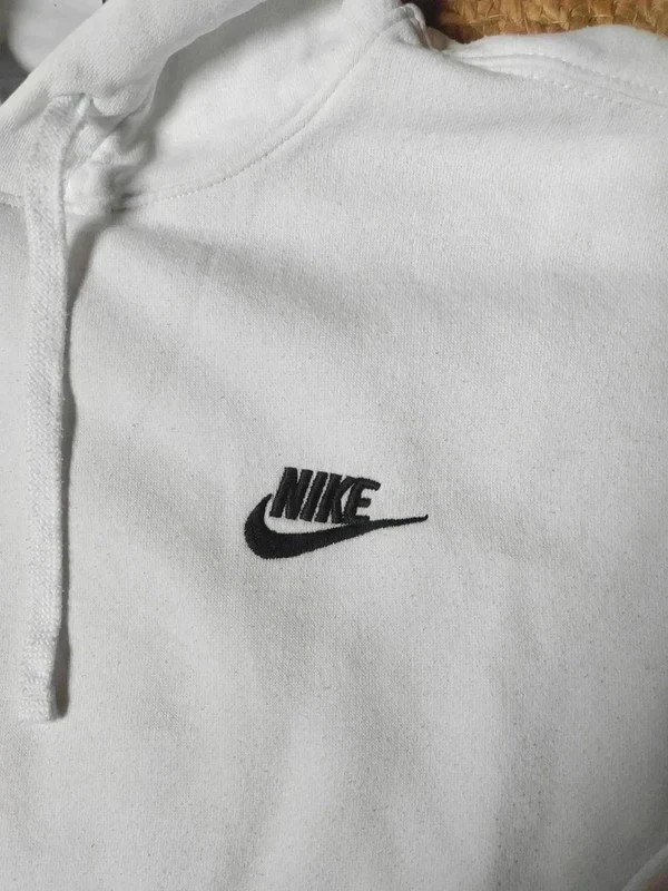 Sweat à capuche Nike – Nike – taille S / 36 / 8 5
