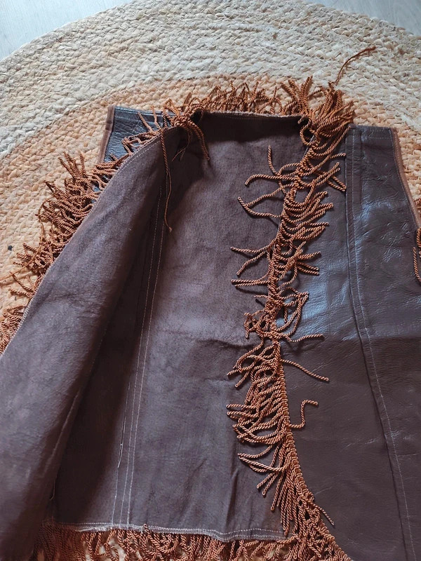 Gilet vintage marron à franges – style western / bohème – Vintage Dressing – taille XS / 34 / 6 3