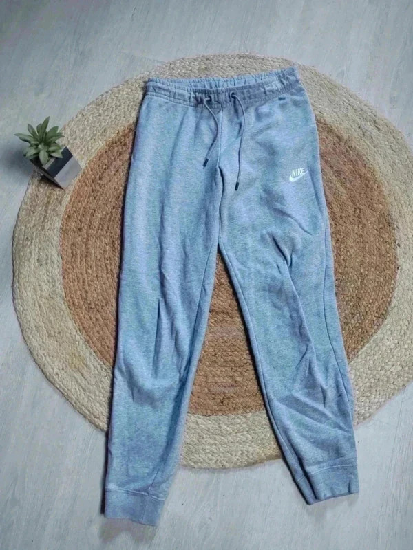Jogging Nike gris femme taille s – Nike – taille S / 36 / 8 3