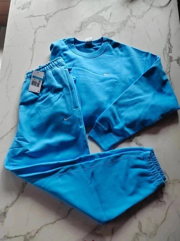 Ensemble Nike bleu – survêtement sportswear (haut + bas) – Nike – taille M 3