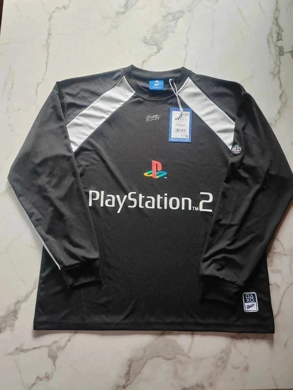 Maillot t-shirt manches longues PlayStation STWD – Pull & Bear – taille M 2