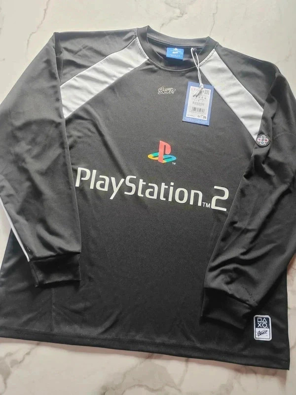 Maillot t-shirt manches longues PlayStation STWD – Pull & Bear – taille M 3