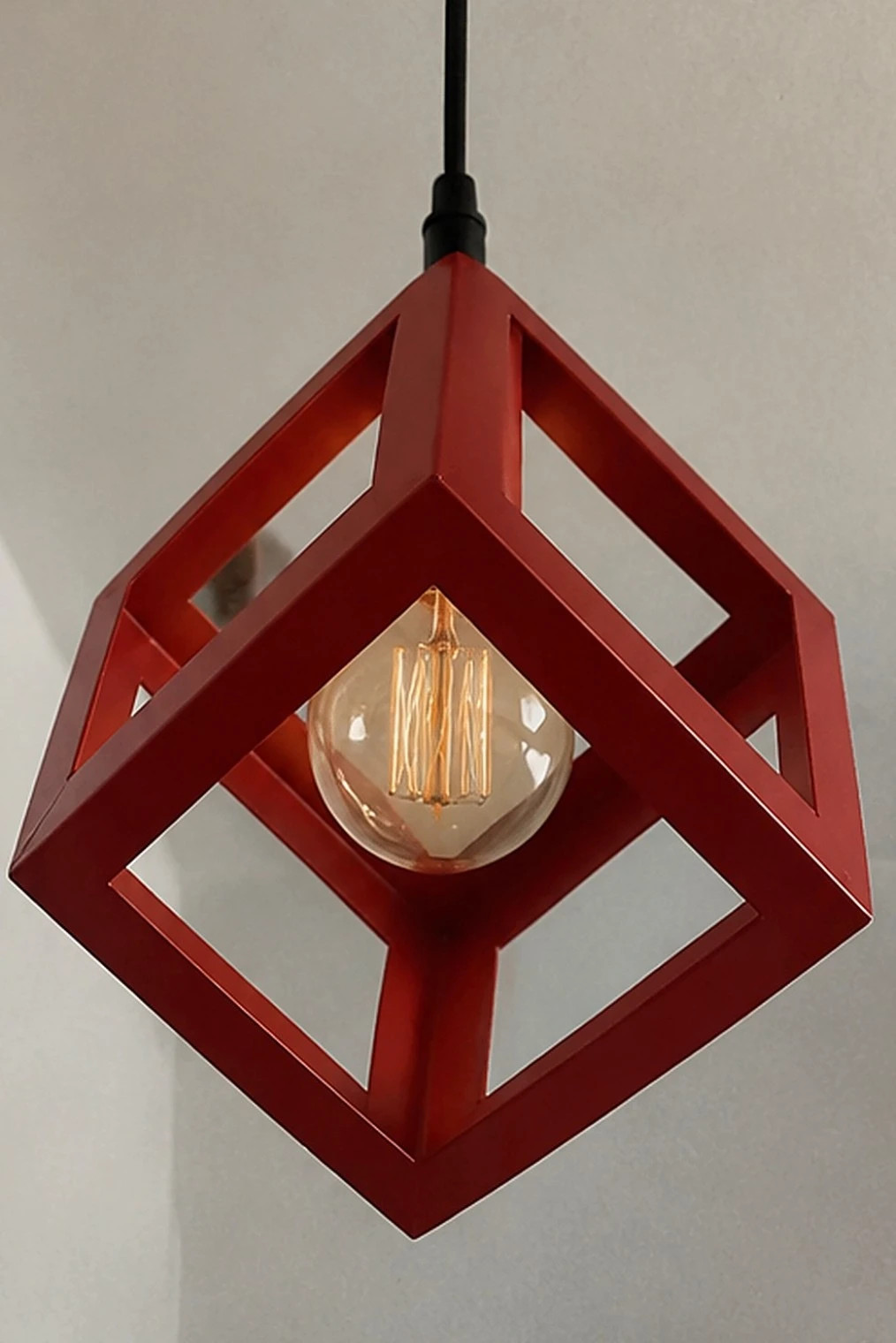 Suspension industrielle cube metal rouge luminaire décoration moderne cubique – Officina Norcia 3