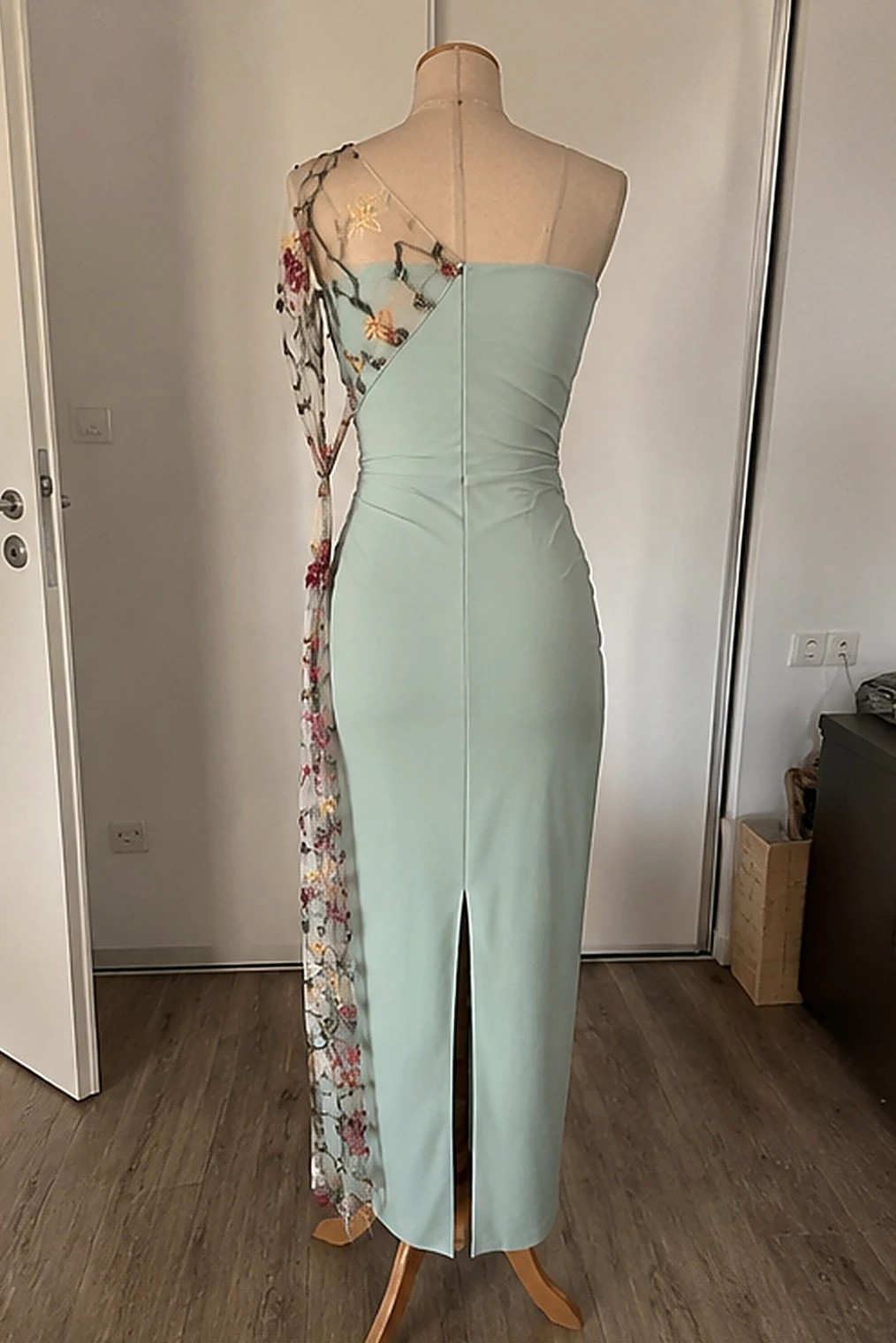 Robe longue vert menthe asymetrique tulle brode taille S – vylena – taille S / 36 / 8 2