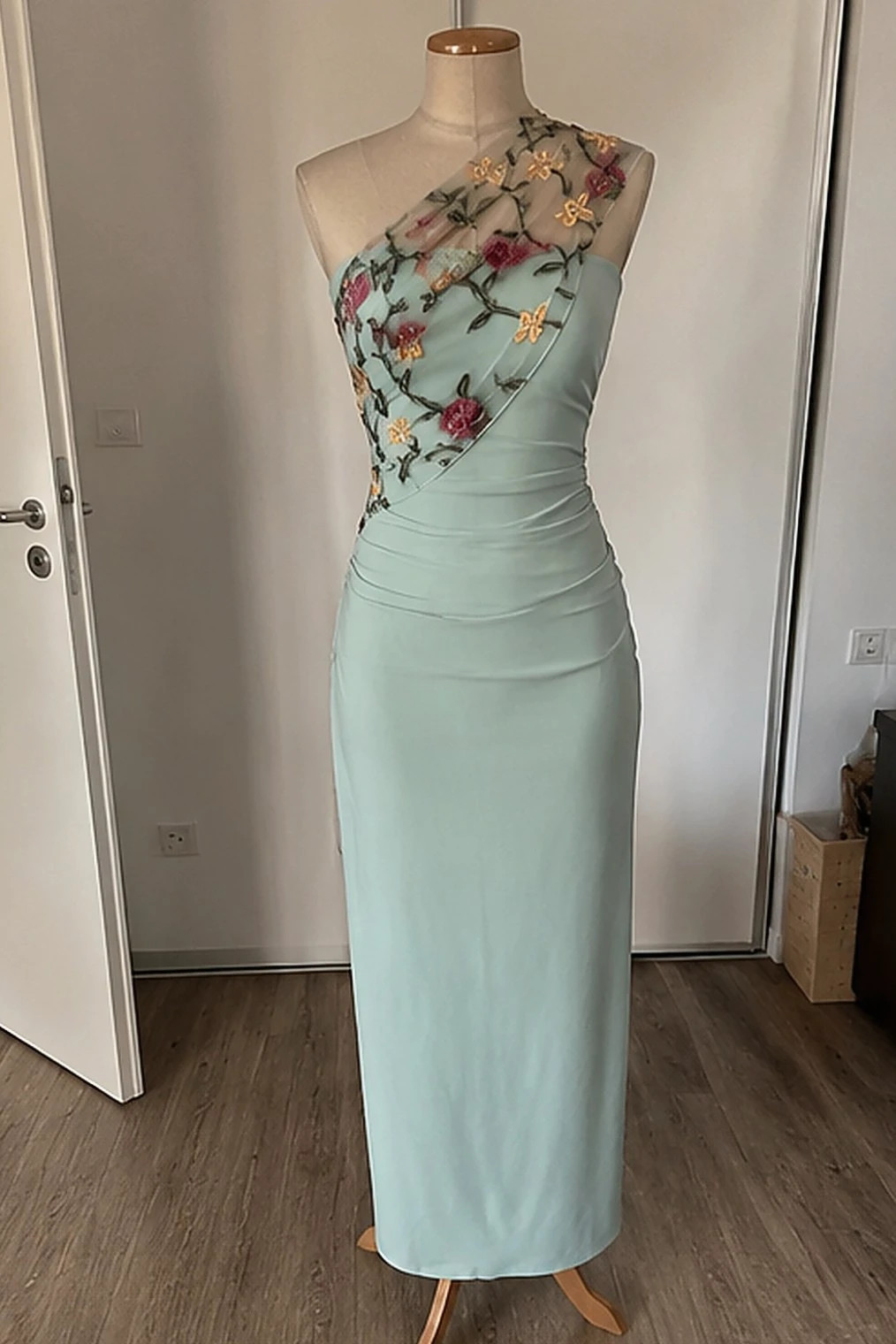 Robe longue vert menthe asymetrique tulle brode taille S – vylena – taille S / 36 / 8